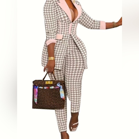 Elegant Houndstooth Print Two-piece Pant Set in Pink/Brown - Picture 3 of 3